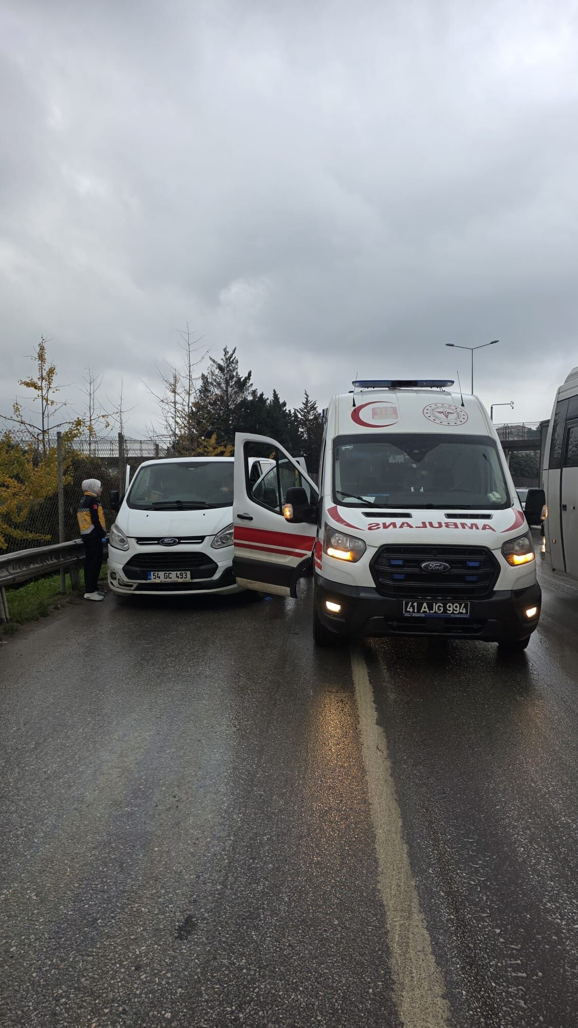 Kocaeli Izmit Bariyer Kazasi.jpg