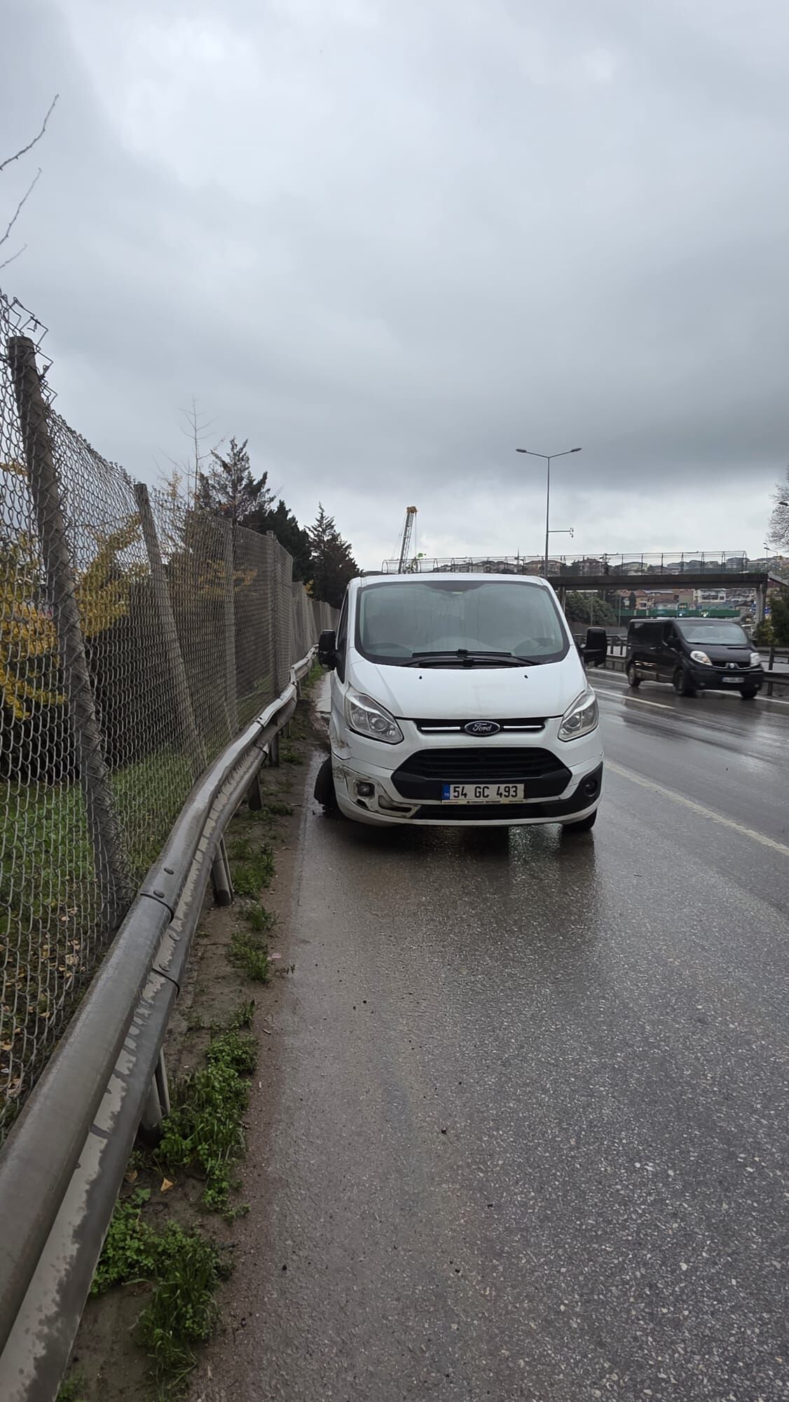 Kurucesme Otoban Genc Surucu Yarali.jpg