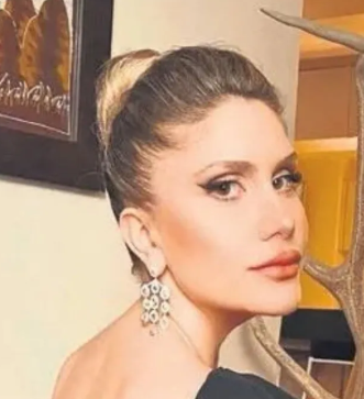 Leyla Mizrahi Vefat.jpg