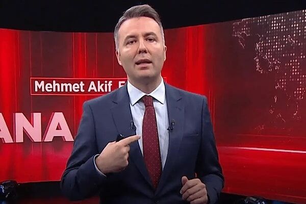 Mehmet Akif Ersoy Kimdir Hakkindaki Suclamalar.jpg