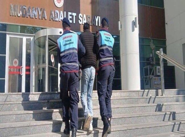 Şaka Değil Gerçek Evi Içindeki Eşyalarla Çaldılar 2