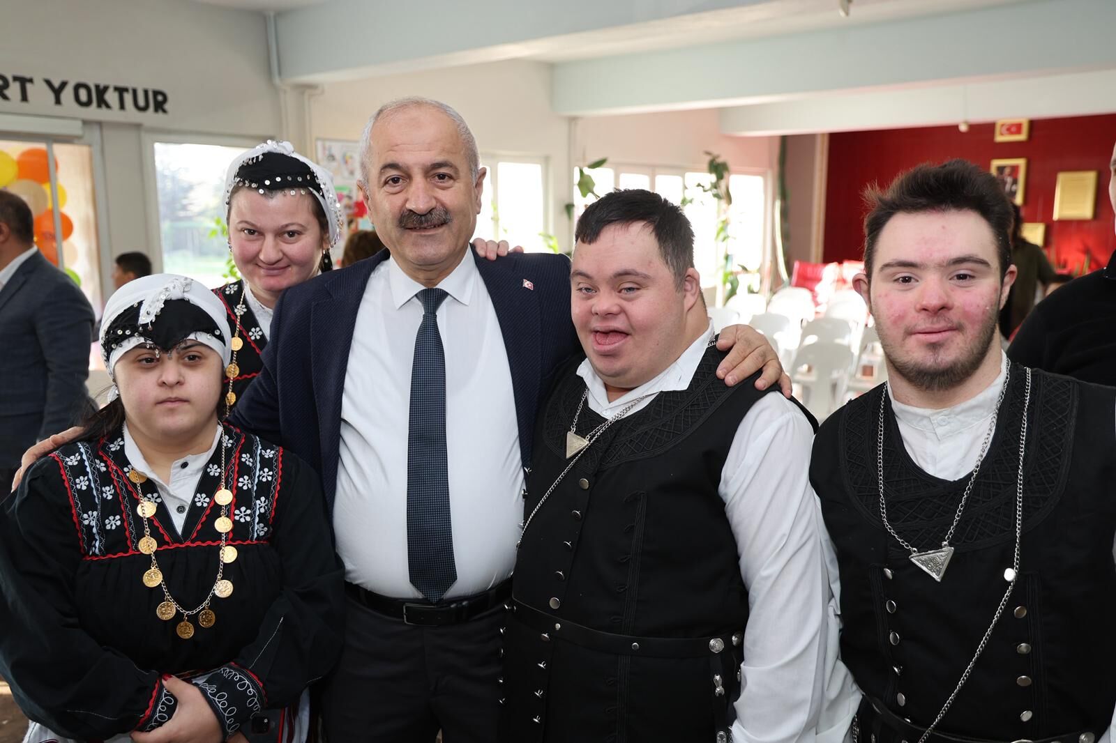 Gebze’de 3 Aralık Engelliler Günü Duygusal Programla Kutlandı-3