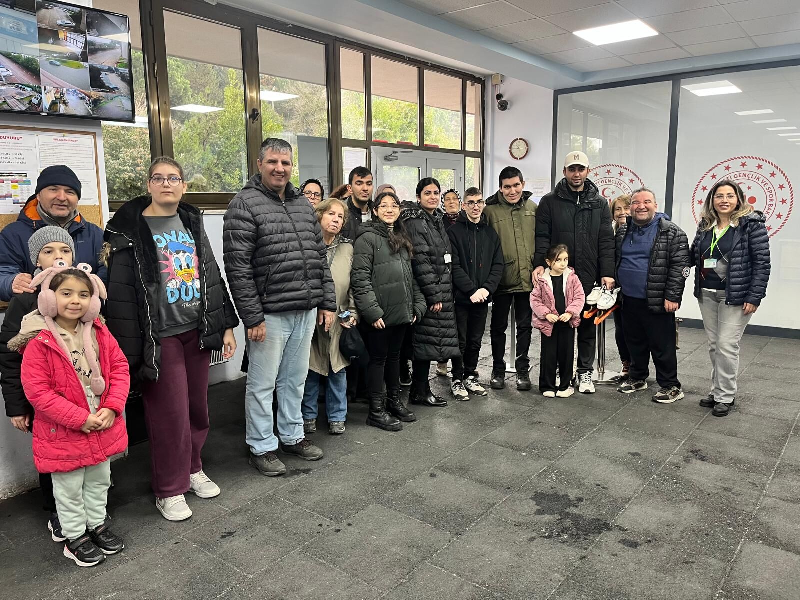 İzmit'te Özel Gereksinimli Çocuklar Buz Pistinde Sporla Buluştu-kocaelitv-3