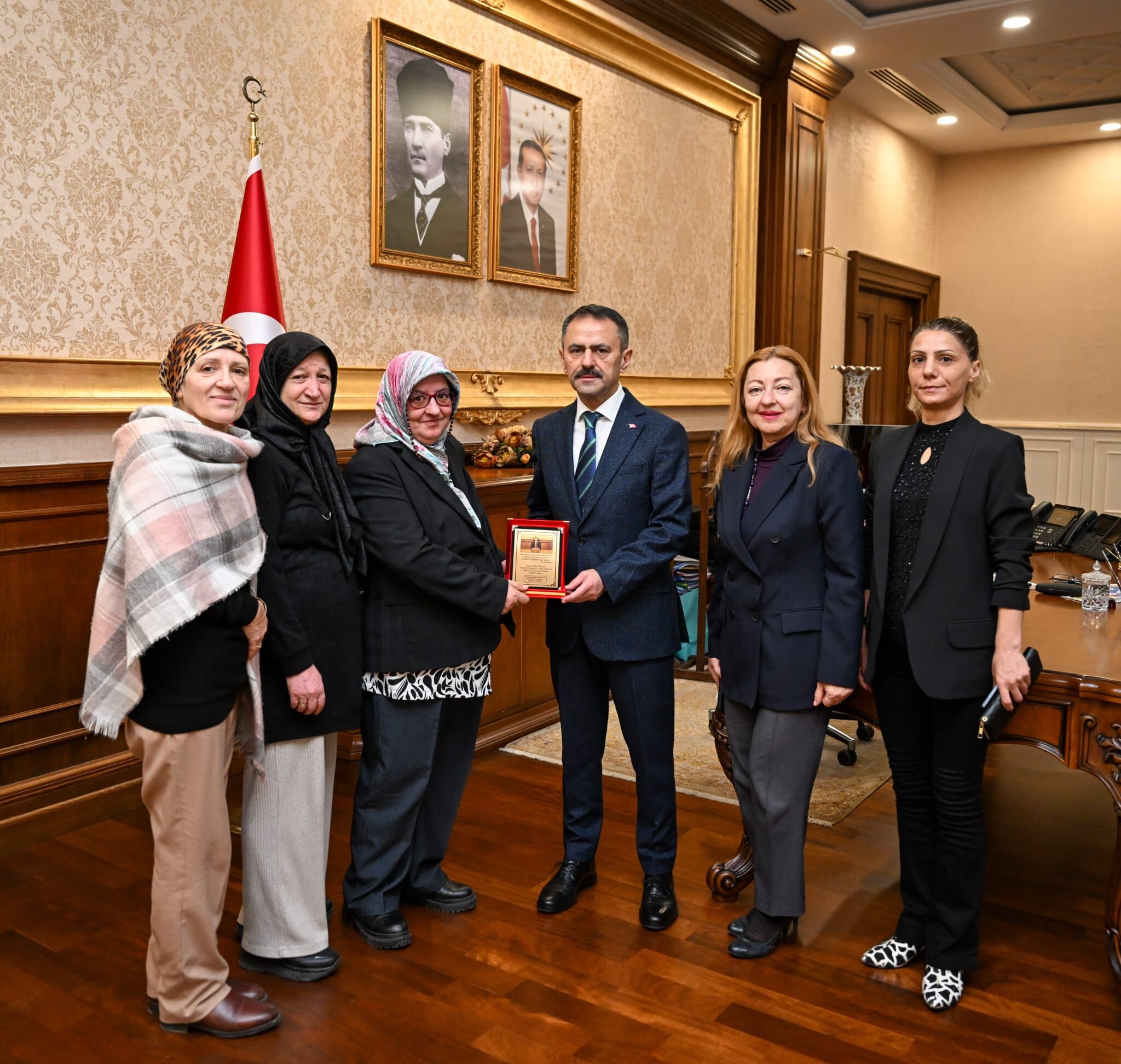 Vali İlhami Aktaş’tan Derince Eğitim ve Araştırma Hastanesi’ne Ziyaret-1
