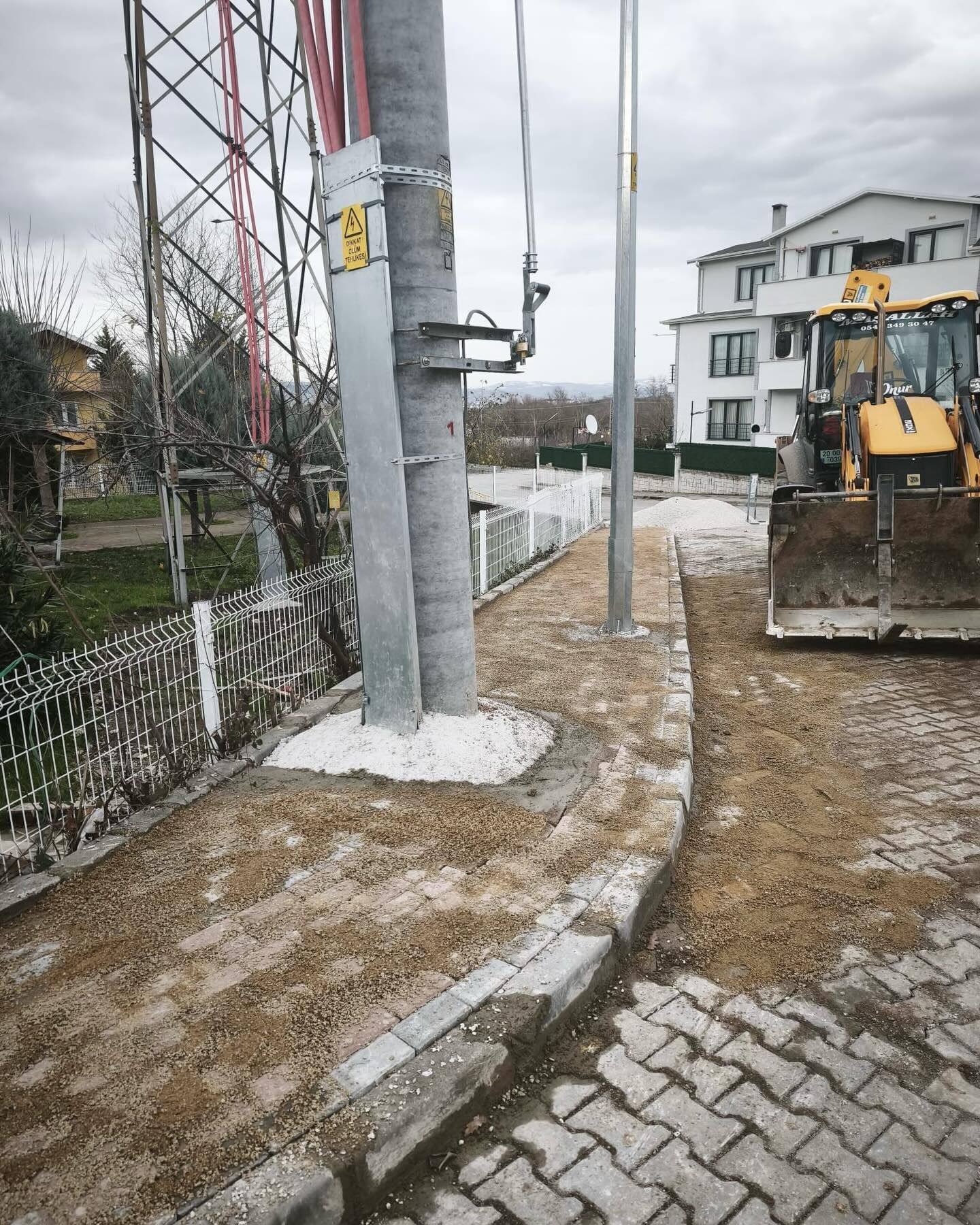 Başiskele’de Yıpranan Kaldırımlar Modern Görünüme Kavuşuyor-2