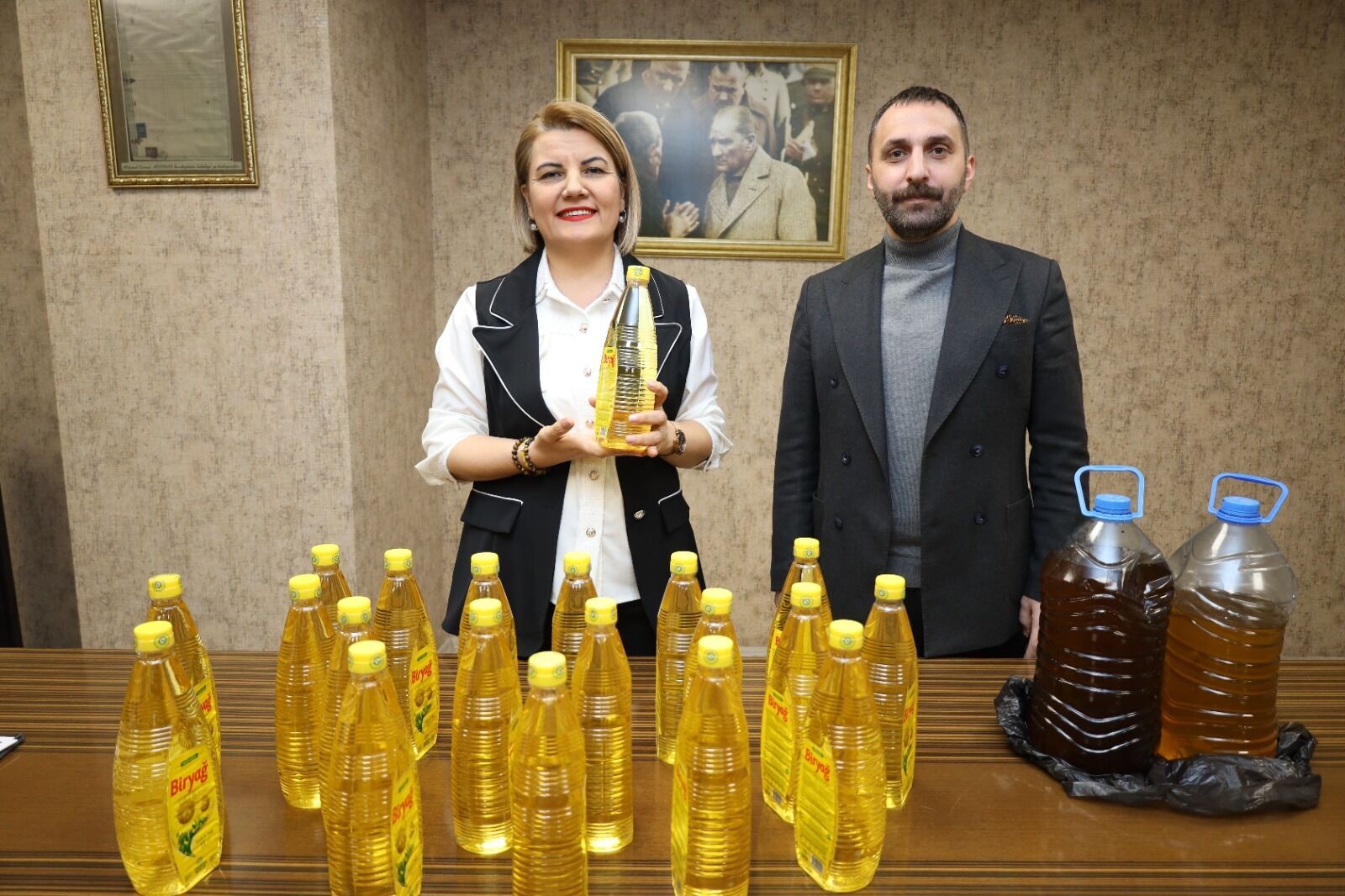 “5 Litre Atık Yağ Biriktirene Ücretsiz 1 Litre Temiz Yağ Veriyoruz” (4)
