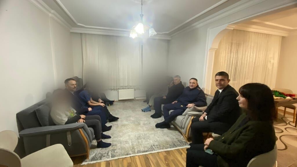 Kocaeli’de yeni yıl nöbeti: Vali Aktaş gece boyunca sahadaydı-4