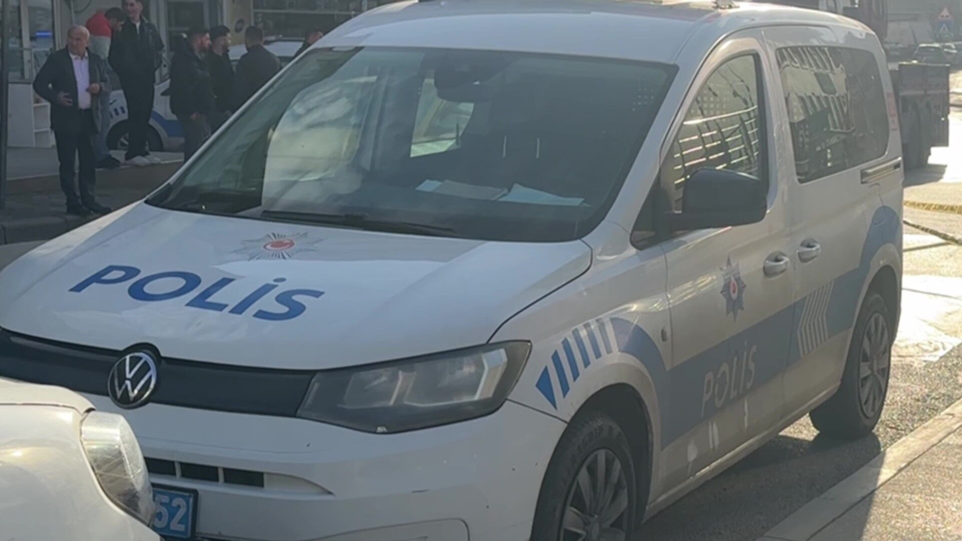 Gebze’de korku dolu anlar: Sokak ortasında silahlı saldırı-3