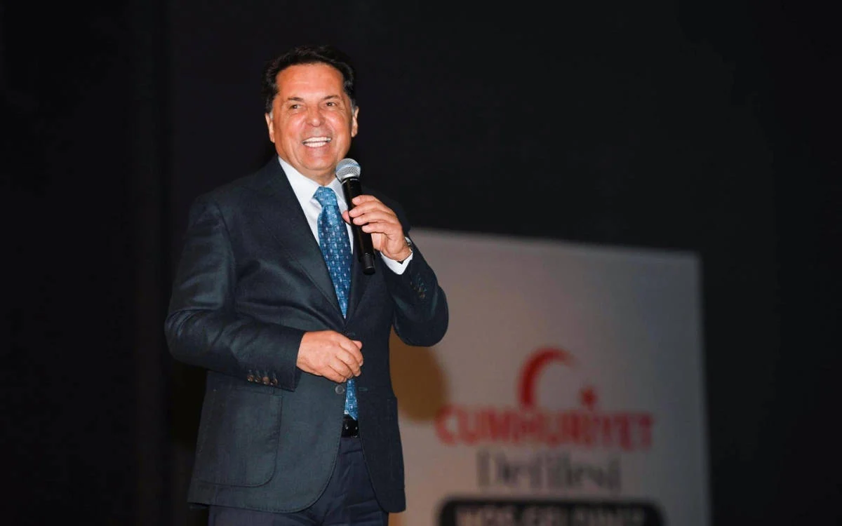 Ahmet Ozer Kimdir