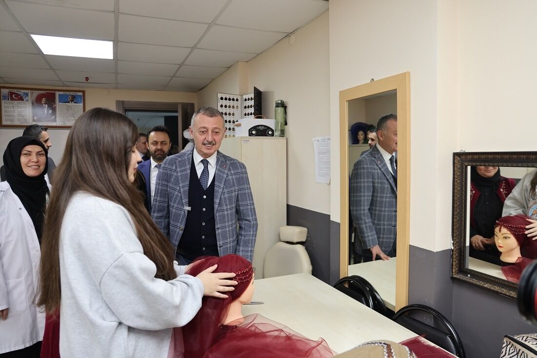 Başkan Büyükakın, Komek Kursiyerlerini Ziyaret Etti (3)