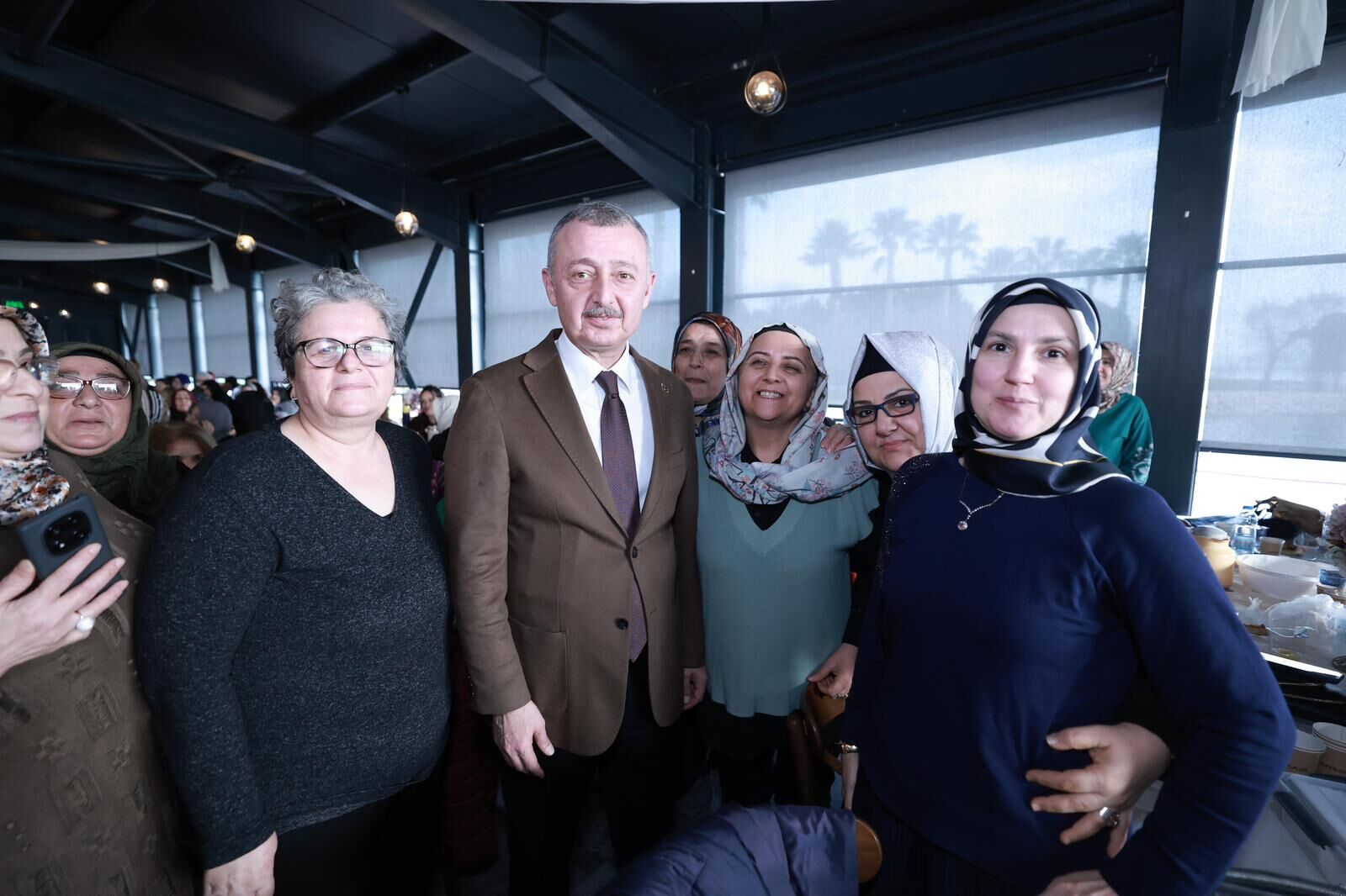 Başkan Büyükakın: “Bizim için çıta, şehrin mutluluğudur”-1