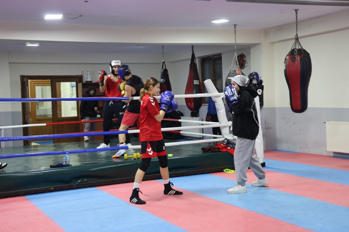 Kartepe Belediyesi Kış Spor Okullarıyla Çocukları Sporla Buluşturuyor-2