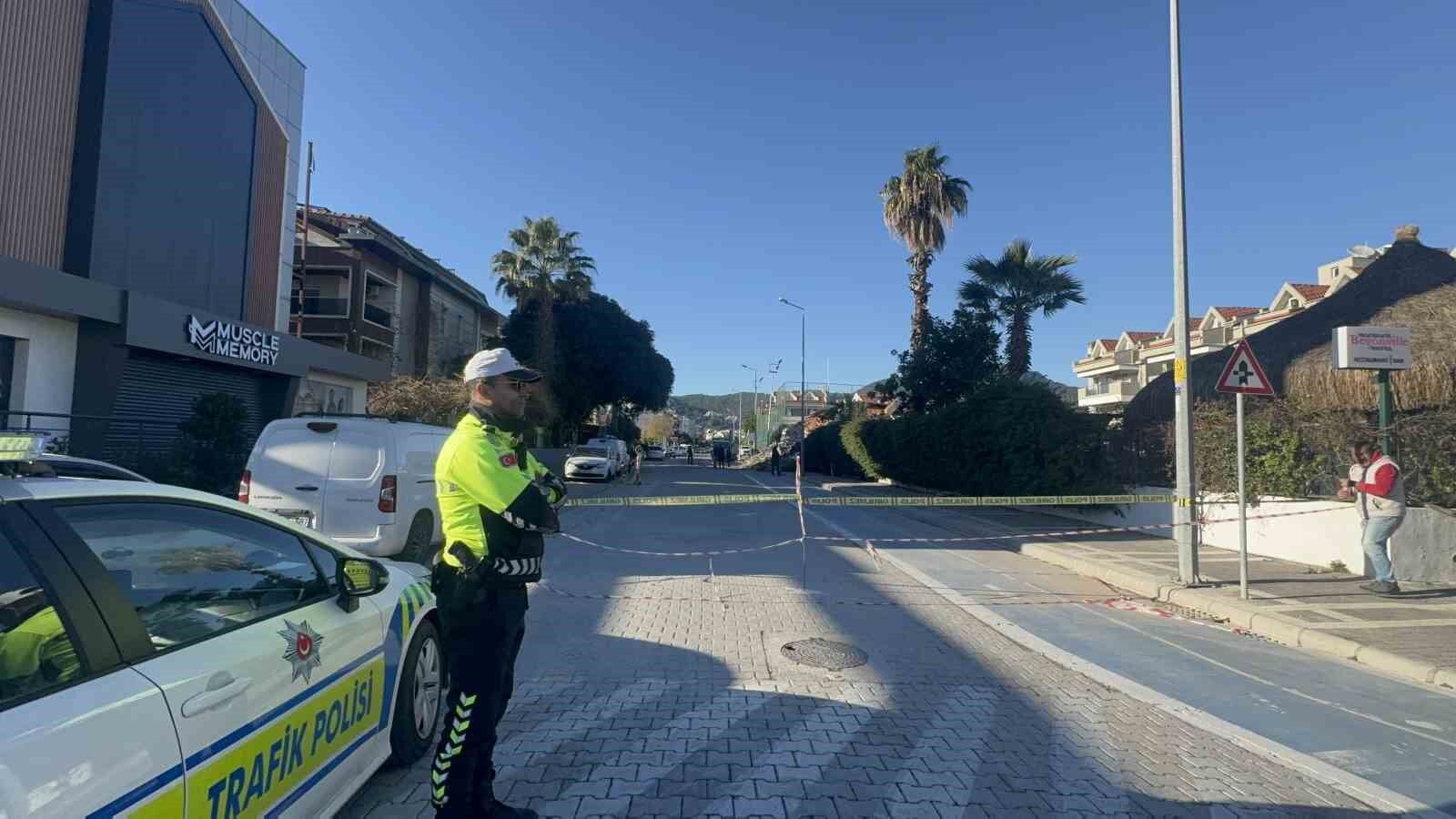 Çöken Otelde Işçiler 2 Saat Önce Fark Edip, Çalışmayı Sonlandırmış 2