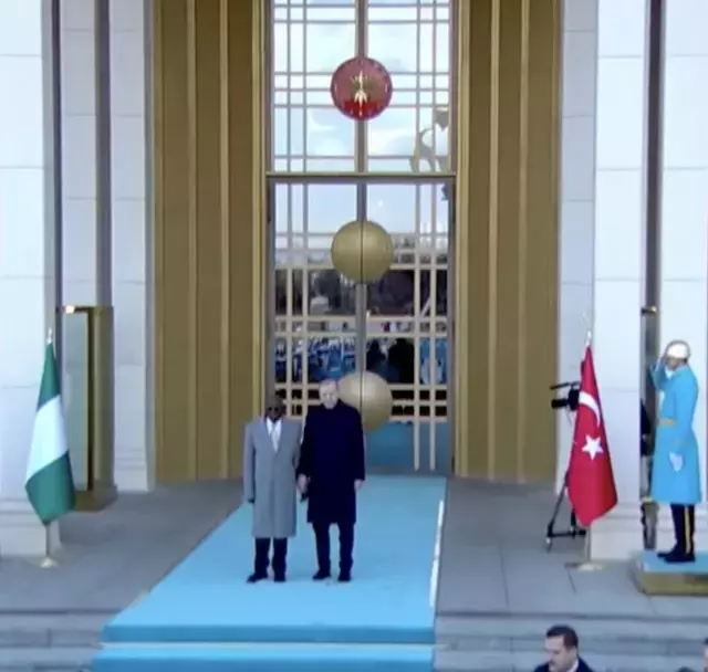 Cumhurbaskani Erdogan In Resmi Torenle 19508882 689 M