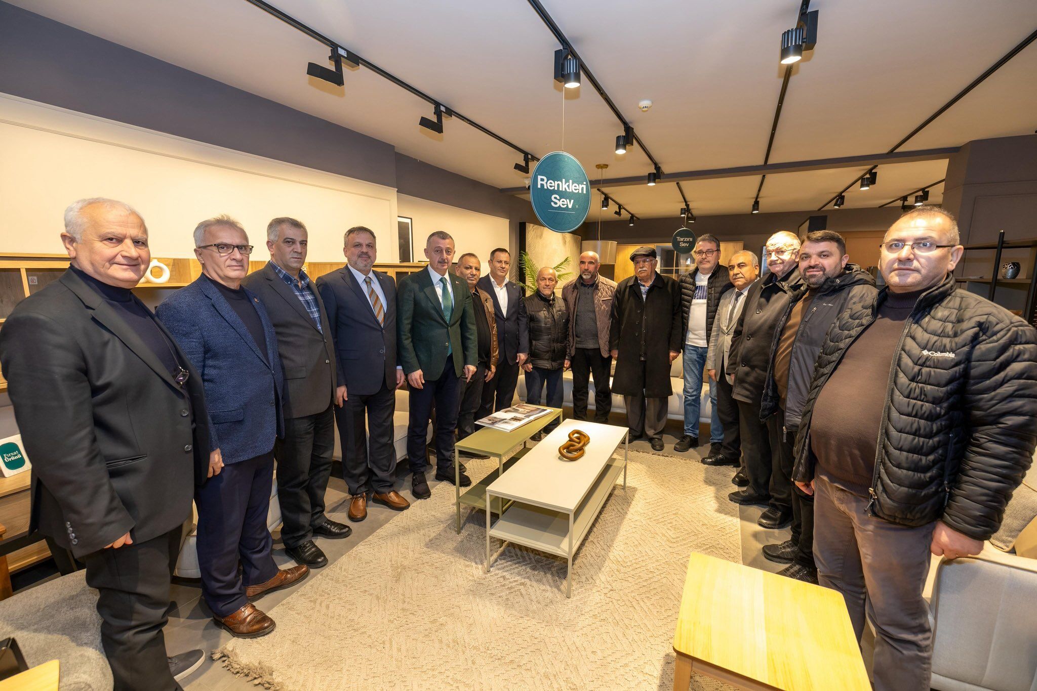 Tahir Büyükakın, İzmit Zincirlikuyu’da Esnafla Bir Araya Geldi-2