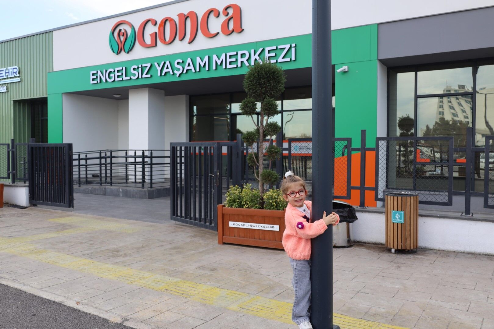 Gonca, 6 Ayda 961 Hayata Dokundu (5) (Büyük)