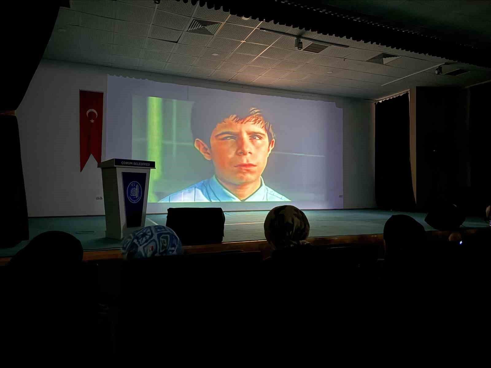 Görme Görme Engelliler Için Betimlemeli Film Gösterimi 2