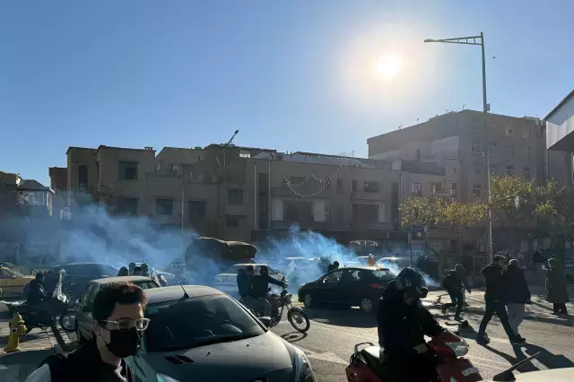 İran’daki Protestolar Büyüyor Abd’ye Sert Yanıt, “Üsleriniz Meşru Hedef” Kocaeli Tv 1