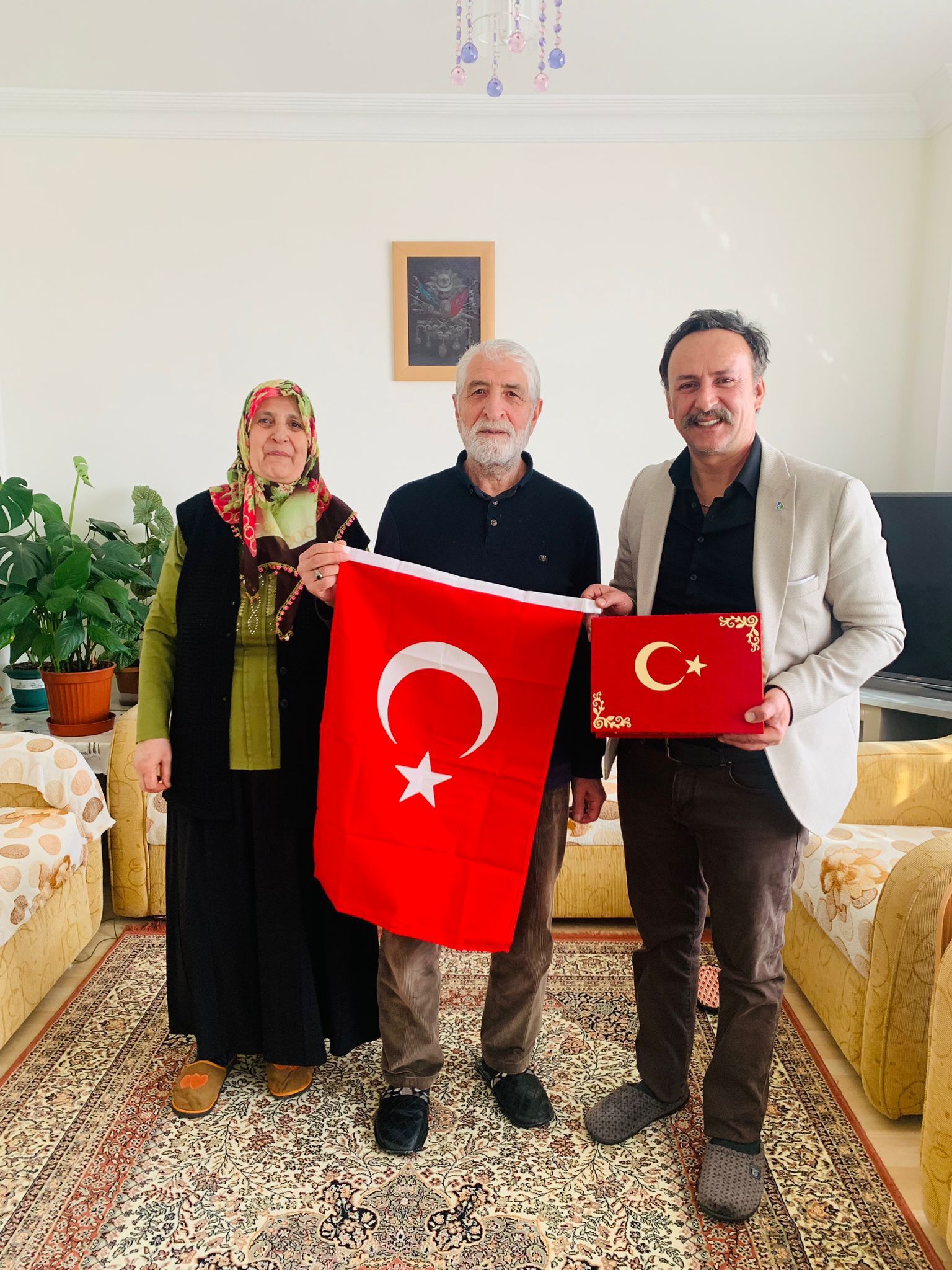 İzmit Belediyesi Gazilere Vefa Ziyaretlerini Sürdürüyor (1)-1