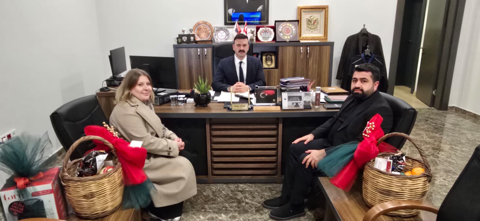 İzmit Belediyesi Yeni Yılda Da Sağlıkçılar Ve Kolluk Kuvvetlerini Unutmadı (2)