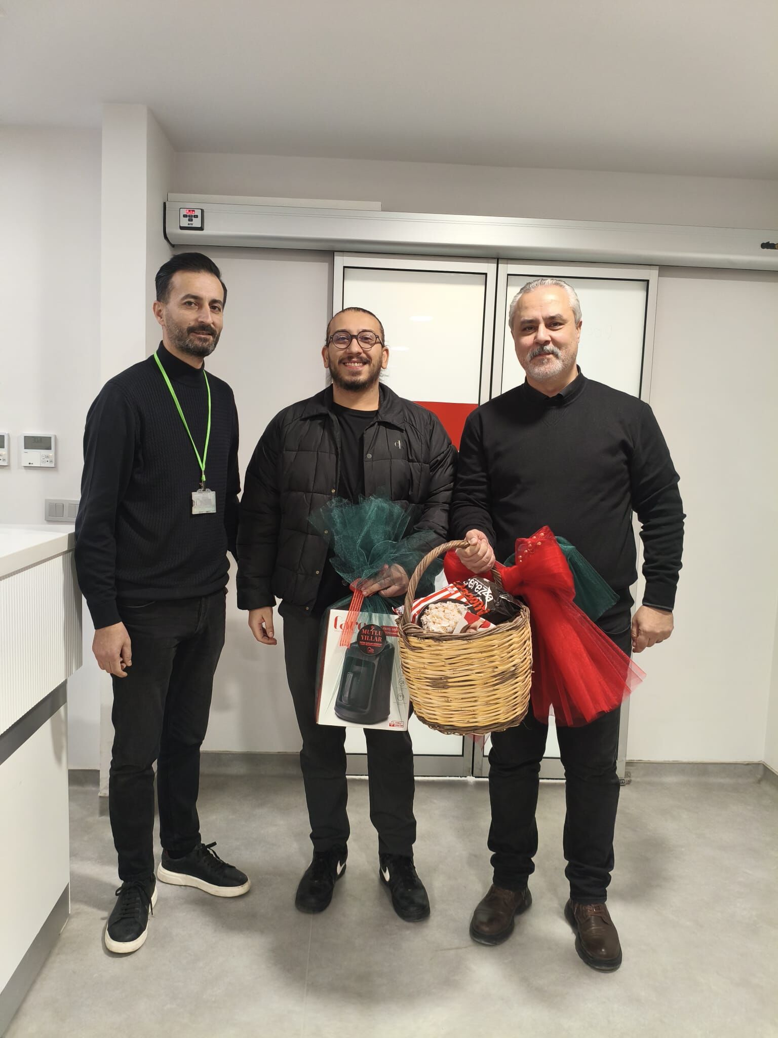 İzmit Belediyesi Yeni Yılda Da Sağlıkçılar Ve Kolluk Kuvvetlerini Unutmadı (4)