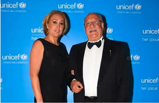 Rahmi Ozkanin Esi Guzin Ozkan Kimdir Kac Yasinda Ne Is Yapiyor 2