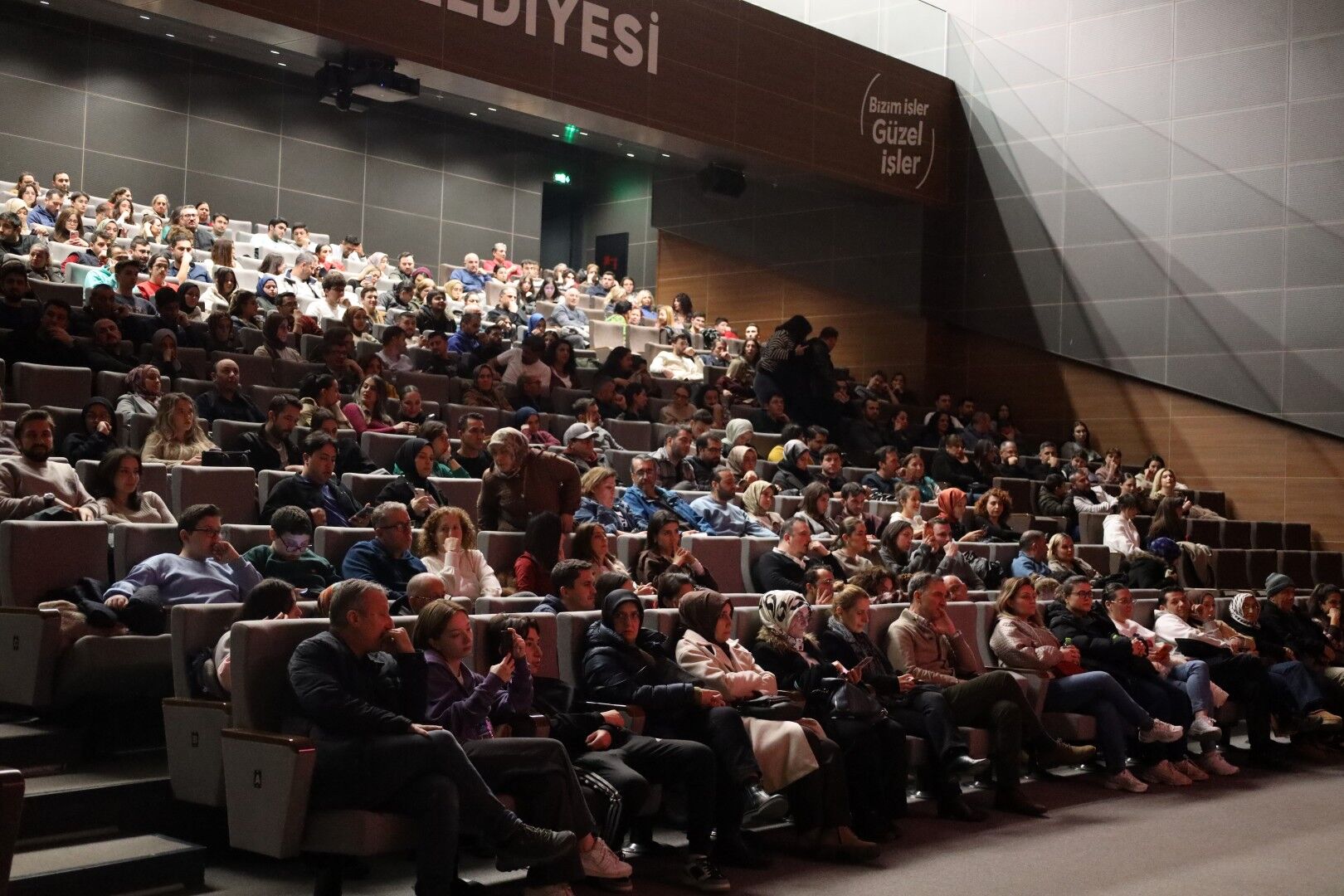 Tiyatro Coşkusu Kocaeli'nin Dört Bir Yanını Sardı (1)-1