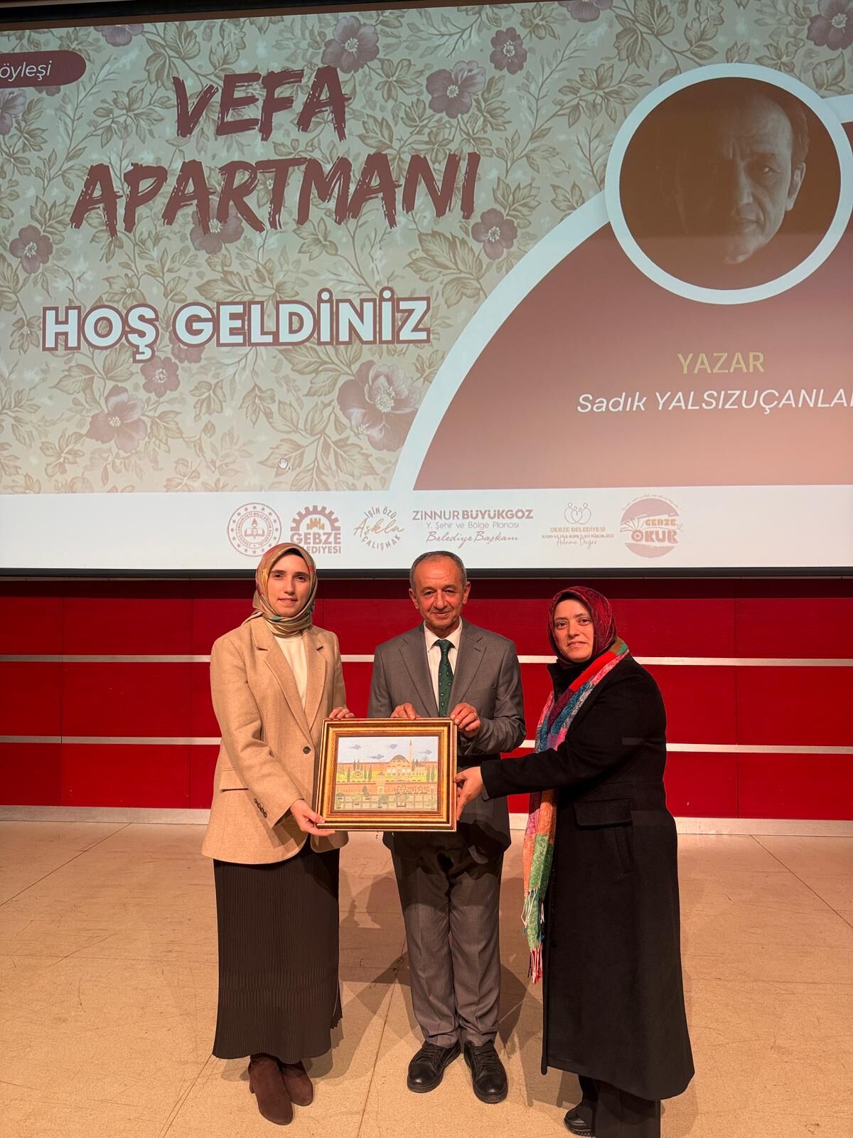 Sadık Yalsızuçanlar Gebze Okur’da Okurlarıyla Buluştu-2