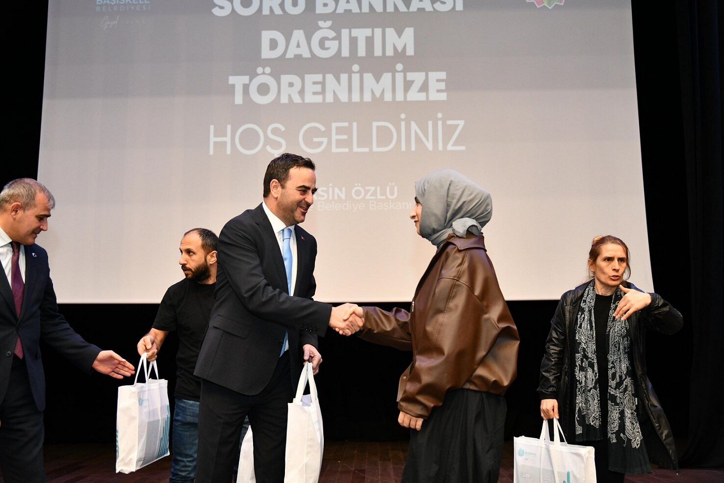 Başiskele’de 2025 böyle geçti: On binlerce vatandaşa sosyal destek ve kültürel hizmet-1