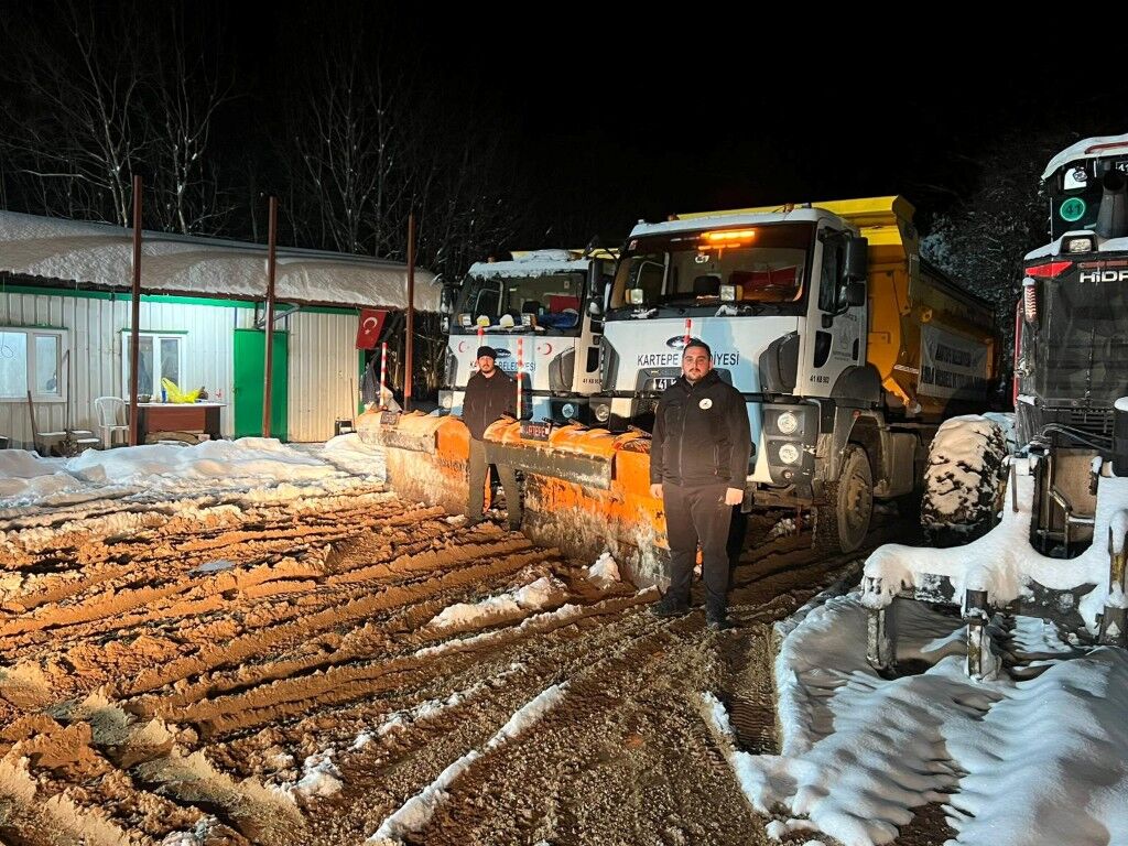 Kartepe Belediyesi Personeli Yeni Yılı Görev Başında Kutladı-2