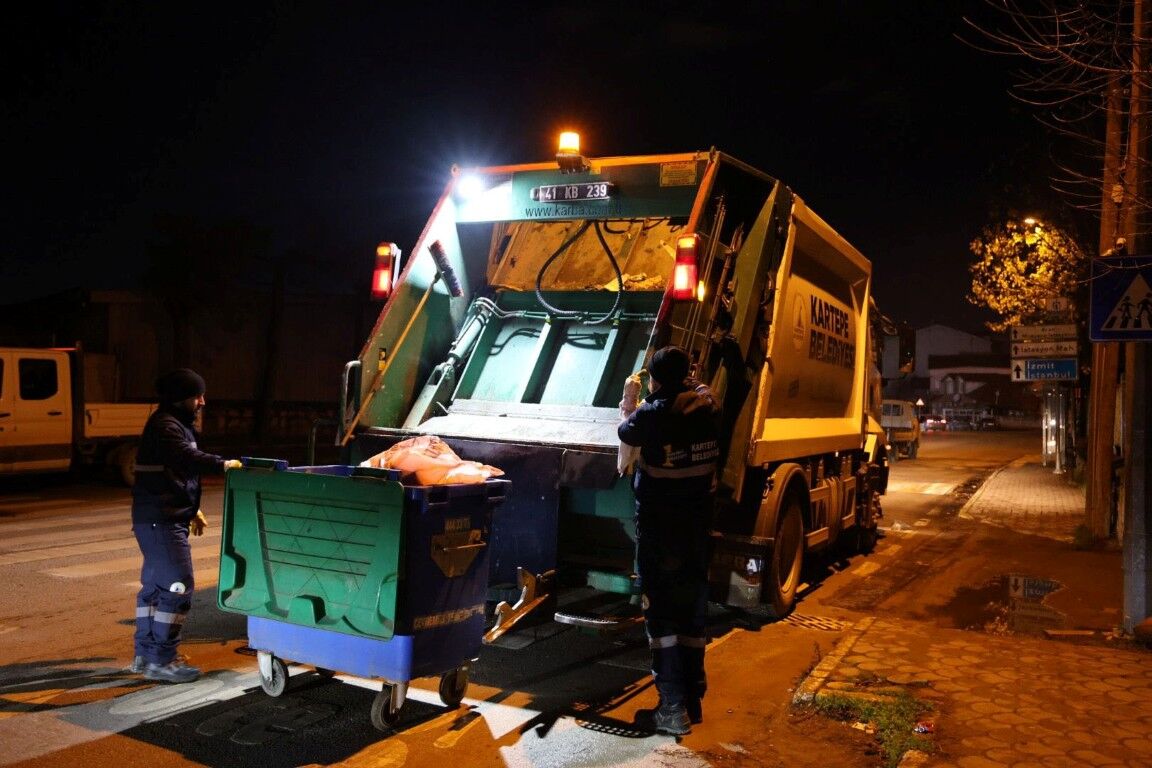 Kartepe Belediyesi Personeli Yeni Yılı Görev Başında Kutladı-3