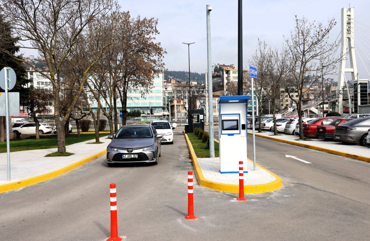 1771578379 D351305116