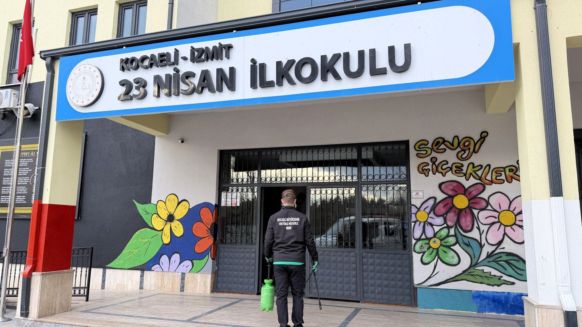 Büyükşehir, Yarıyıl Tatilinde 689 Okulu Ilaçladı (1)