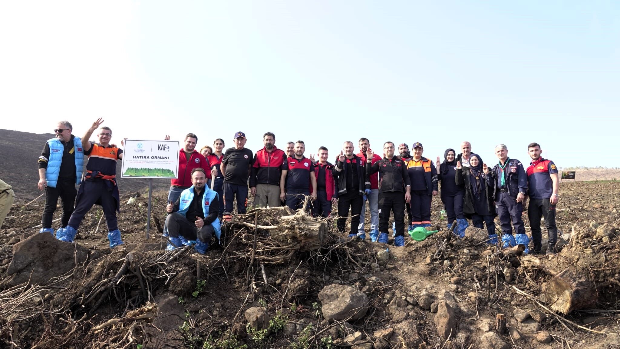 Büyükşehir'den Hataylı Afetzedelere Vefa Ziyareti (9)