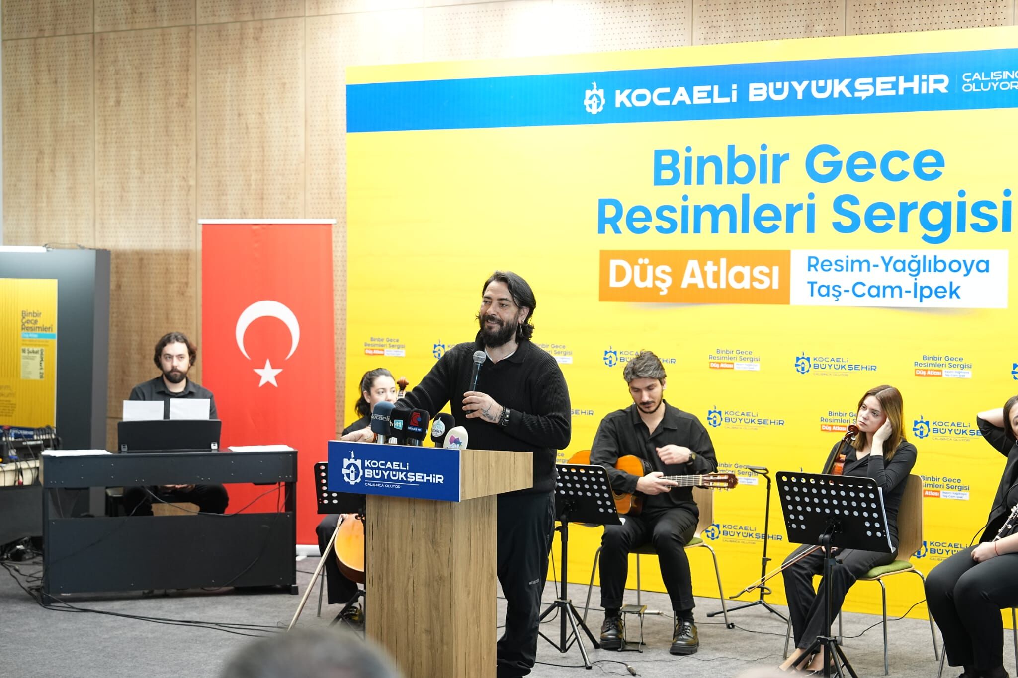 Çağdaş Sanatın Özgün Isimleri Binbir Gece Yi Aydınlattı (6)