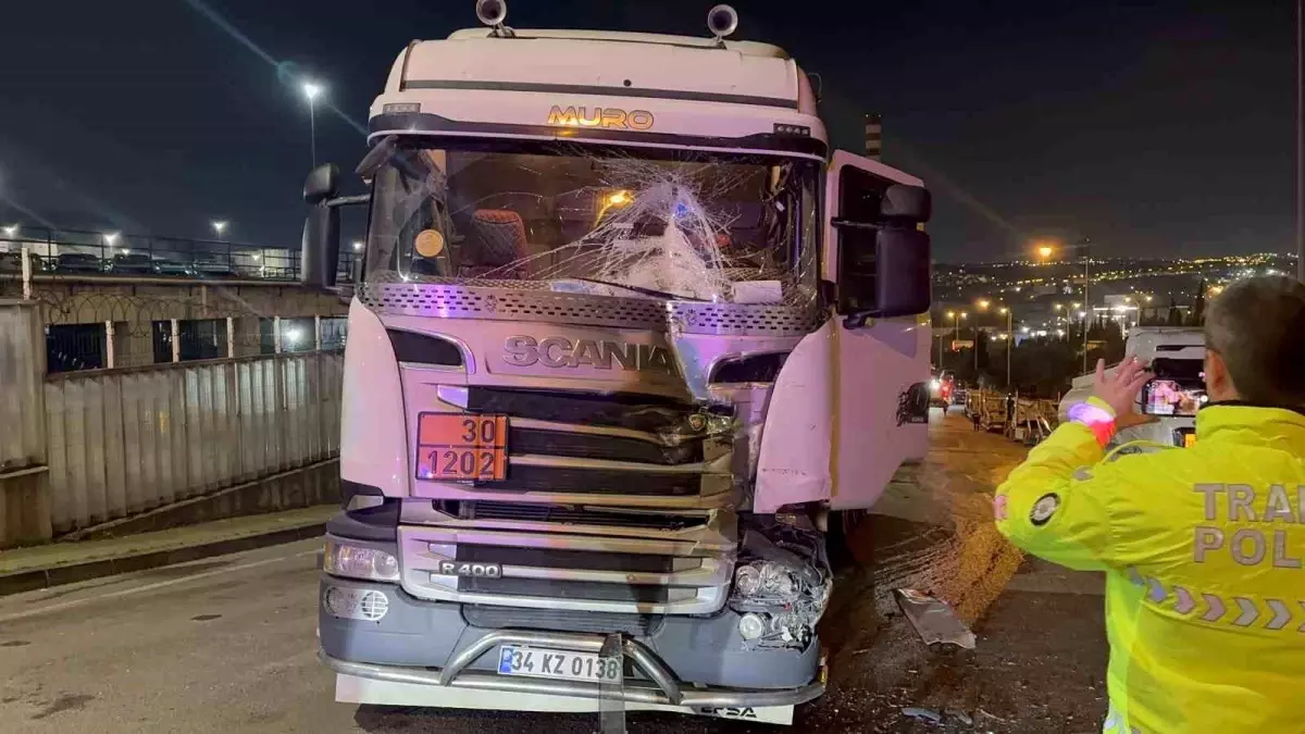 Freni Bosalan Tanker Zincirleme Kazaya Sebep 19595375 Amp