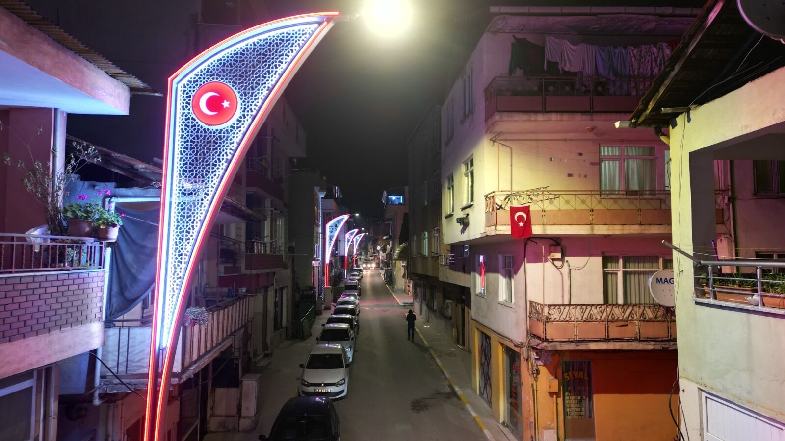 İzmit Belediyesi Başaran Caddesini Baştan Sona Yeniledi (6)