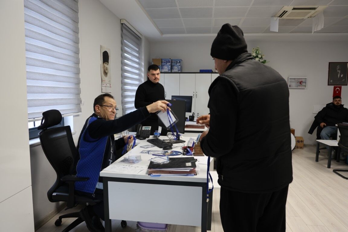 Kartepe’de Ramazan Davulcularına Görev Kartları Dağıtıldı (2)