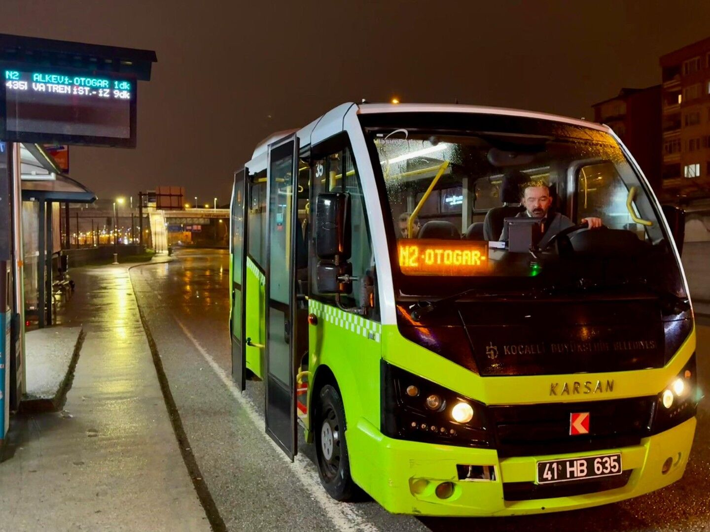 Kocaeli'de 24 Saat Kesintisiz Ulaşım Başladı (1)