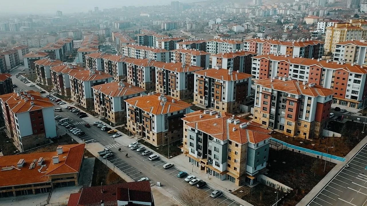 Konutta Ilanlar Geri Cekiliyor Ev Sahipleri Yeniyili Bekliyor 1Xcs Cover