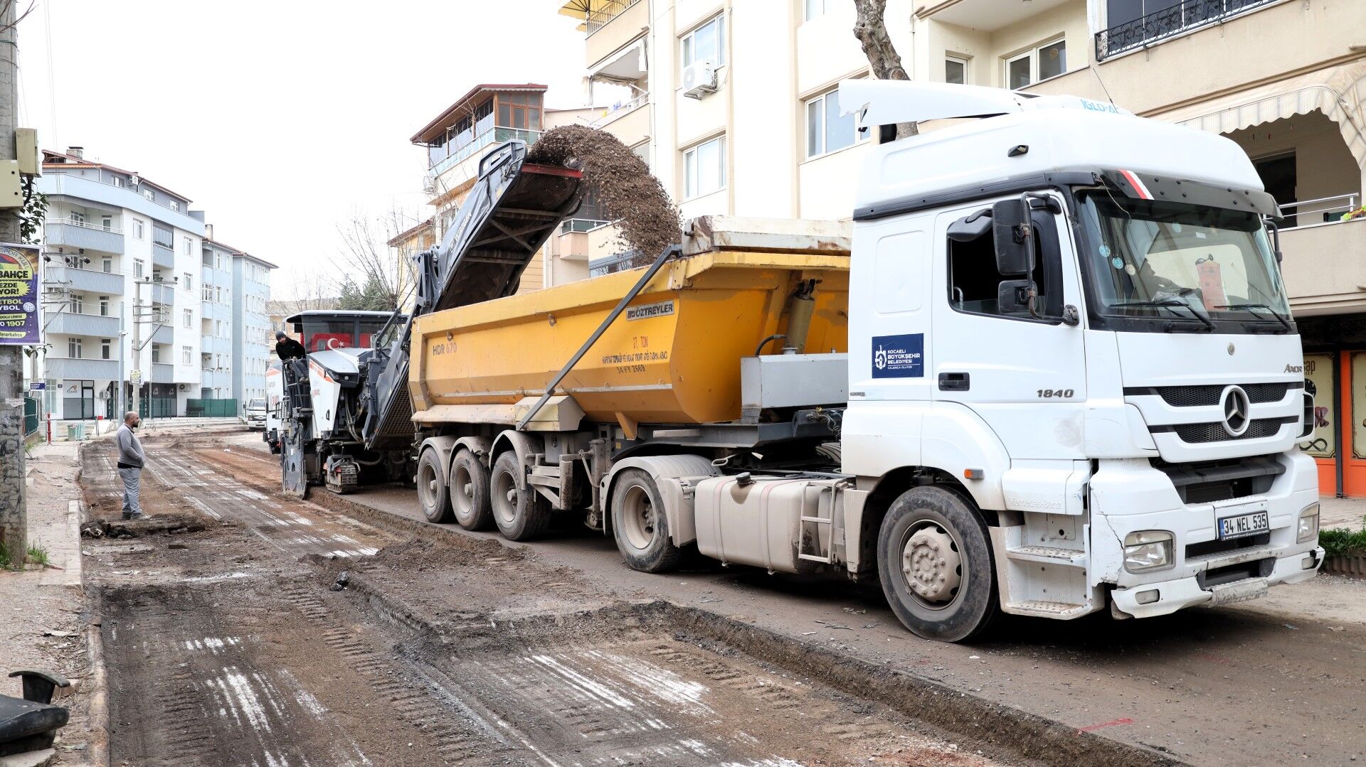 Körfez Petkimliler Caddesi'nde Yoğun Tempo (3)