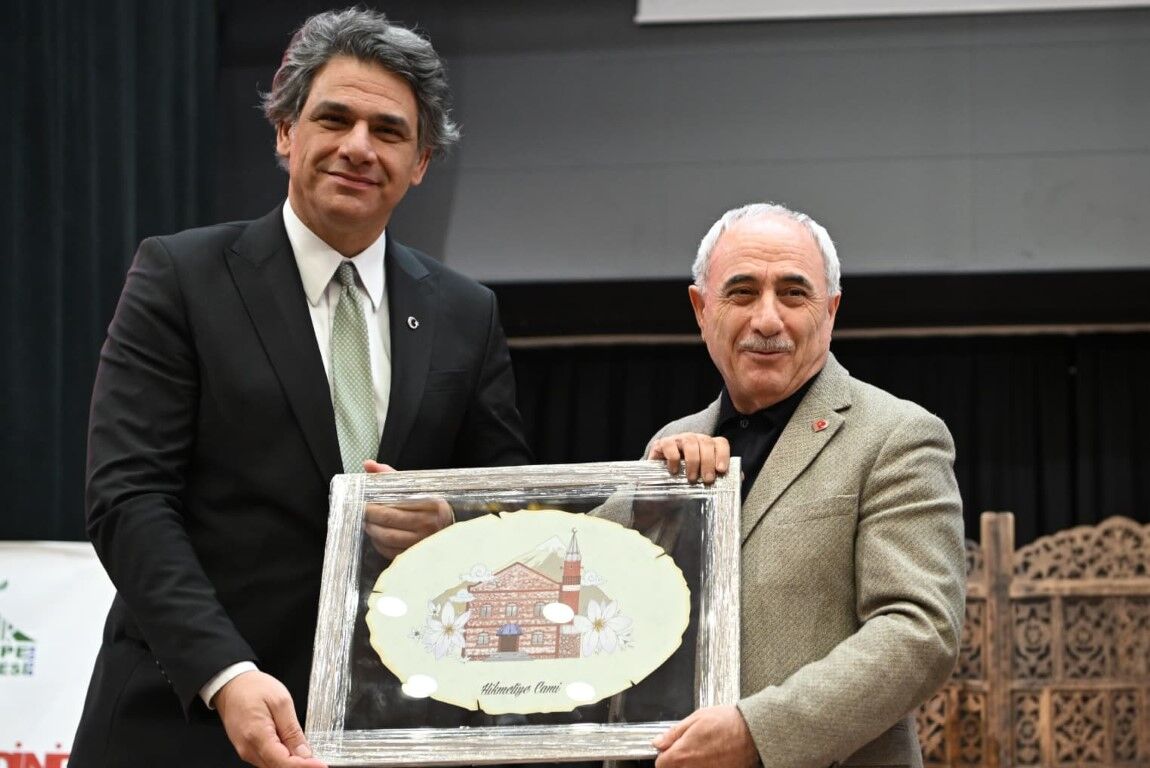 Nurullah Genç (5)