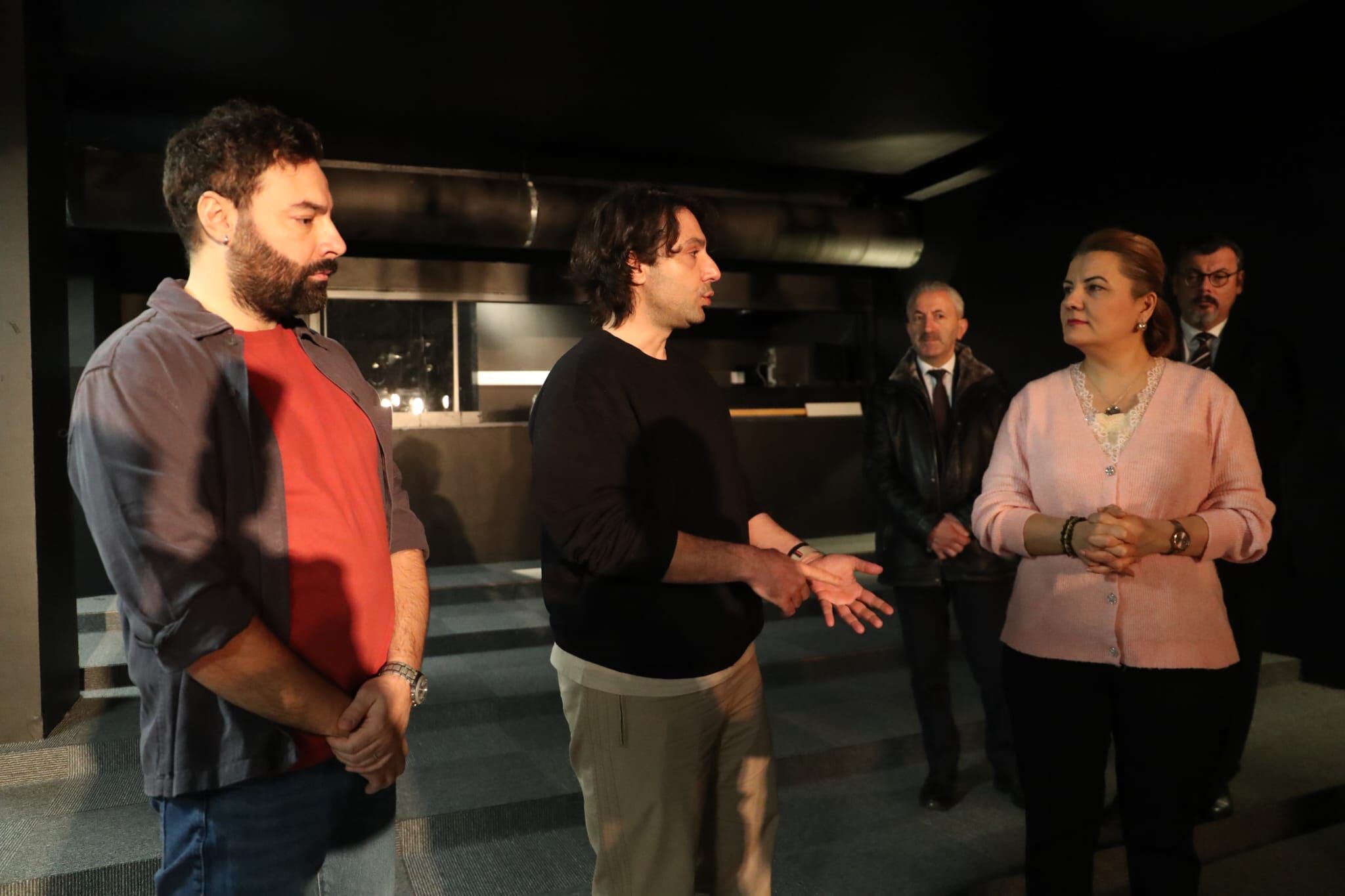 Sanatın Kalbi İzmit’te Büyüyor Yeni Sahne Kapılarını Açıyor (1)