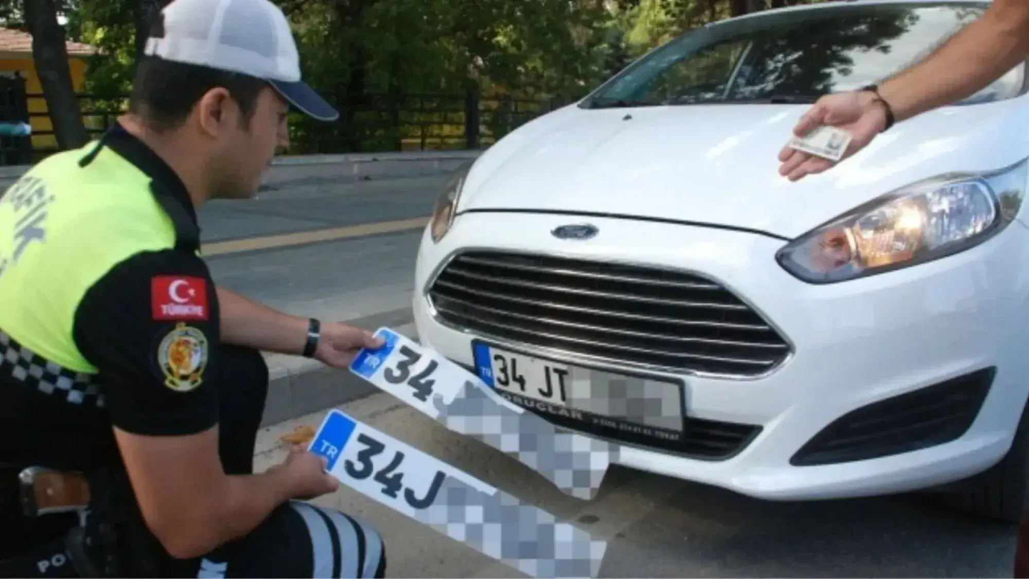 57480A9B App Plaka Kullananlar Dikkat Afsinde Suruculer Plaka Degistiriyor2