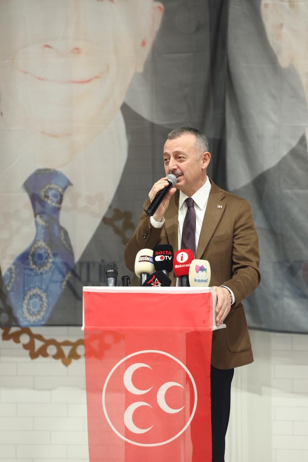 Başkan Büyükakın Mhp İl Iftarına Katıldı (2)