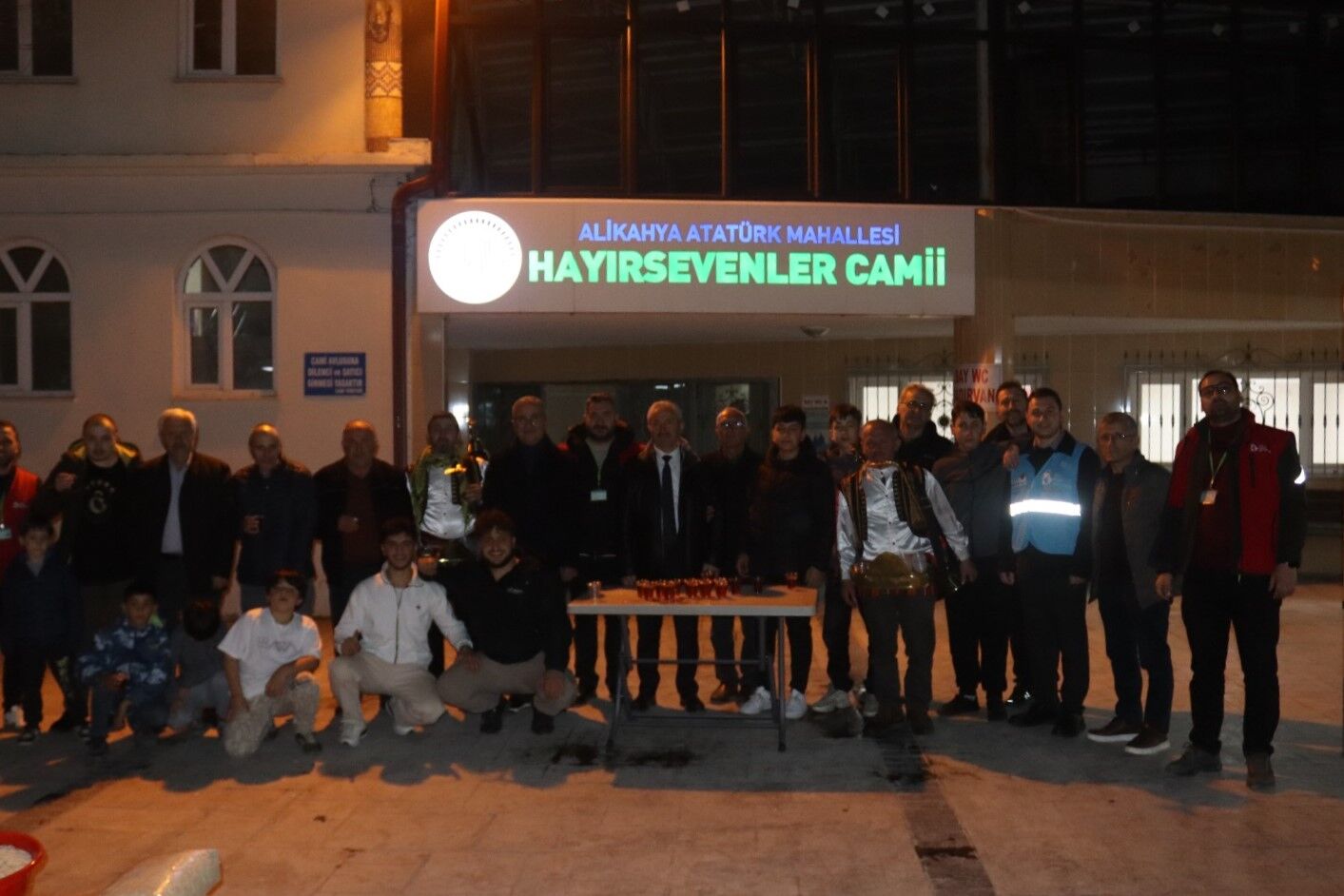 İzmit Belediyesinden Alikahya’da Teravih Ikramı