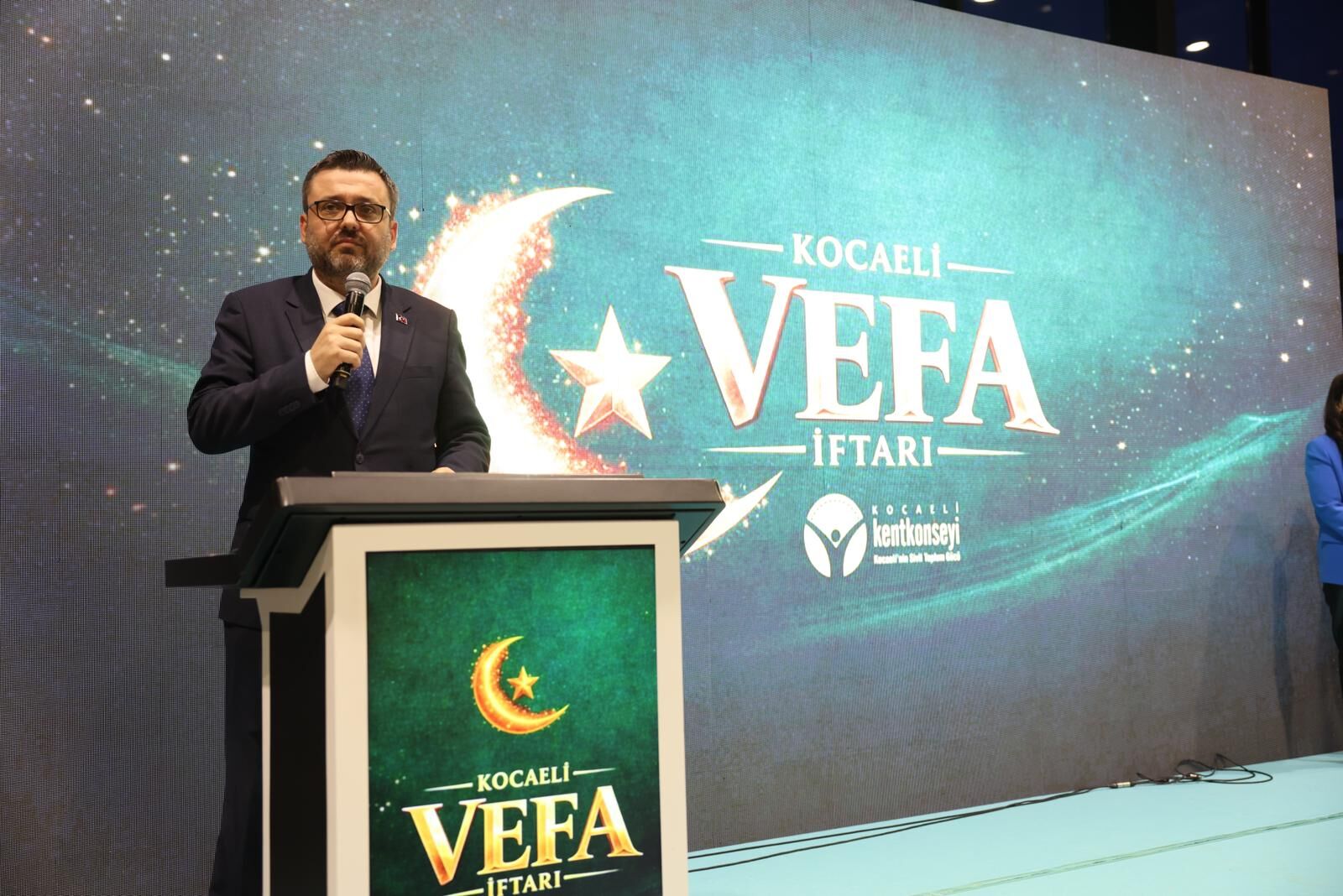 Kent Konseyi̇ Başkani Kadi̇r Çeti̇n 4