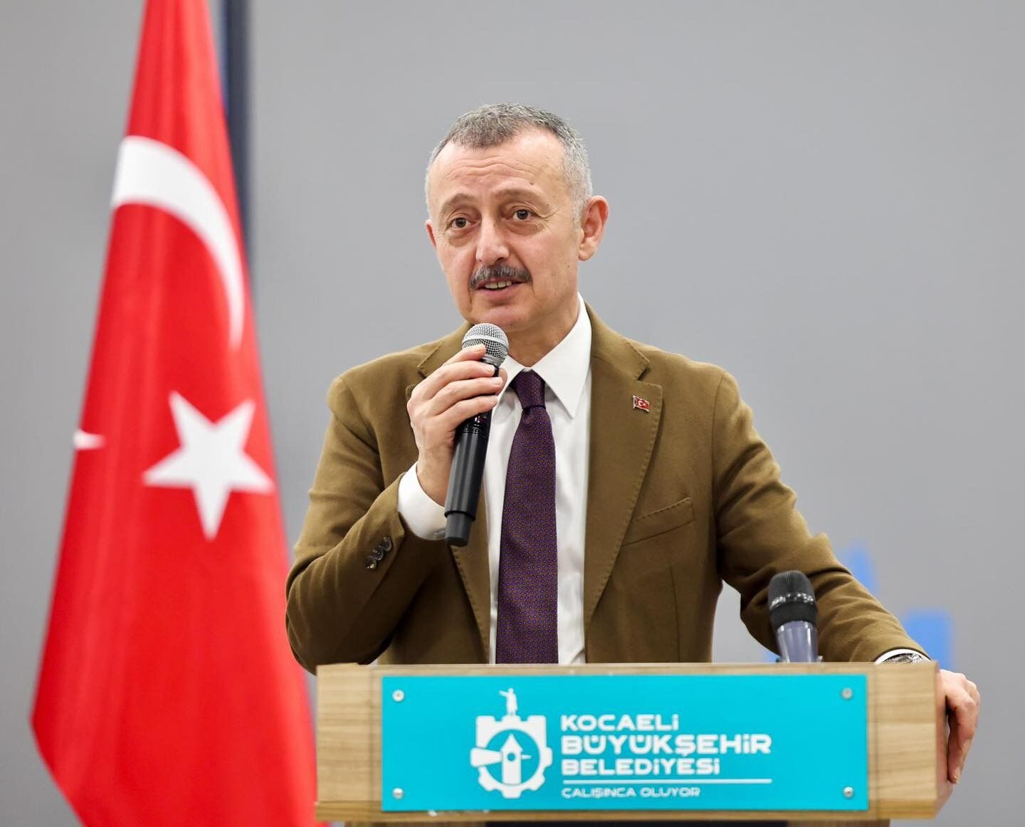 Büyükakın, Soydaşlarımızı Yalnız Bırakmıyor (5)