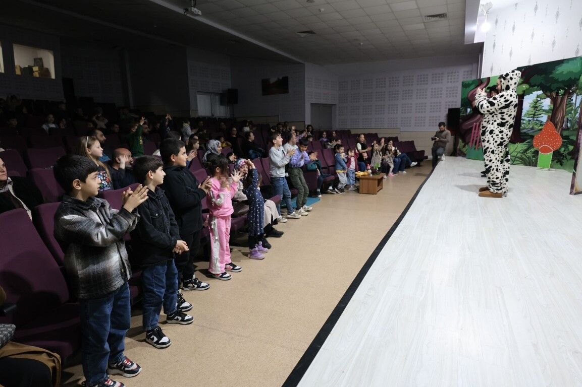 Kartepe’de Tiyatro Rüzgarı (3)