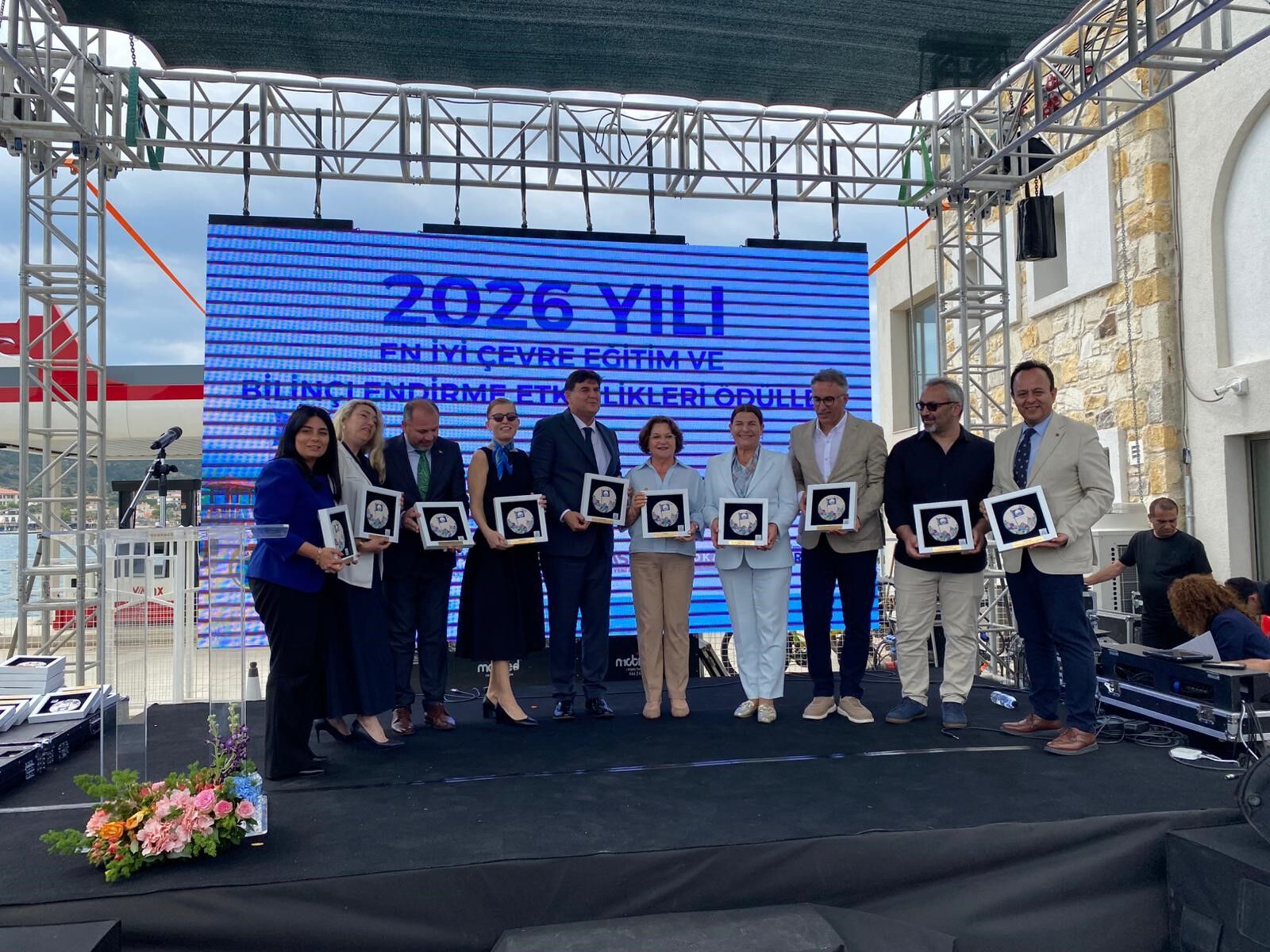 A W714104 01